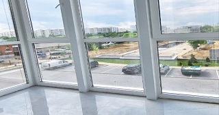 Панорамное остекление балкона Киров цена от 11 тыс. руб. м/п.