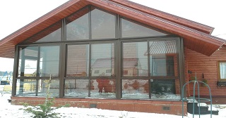 Остекление веранды Киров, цена от 9743 руб.